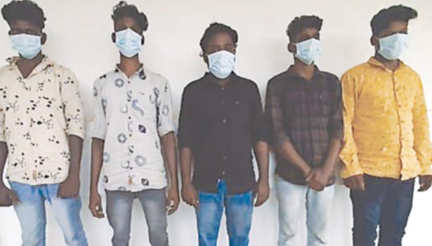 202012312022219019_Tamil_News_tamil-news-5-arrested-for-kidnapping-real-estate-owner_SECVPF