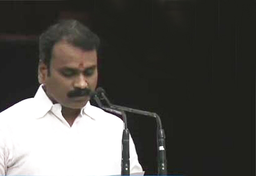 202107071952344853_Tamil_News_Tamil-News-L-Murugan-take-oath-as-minister_SECVPF