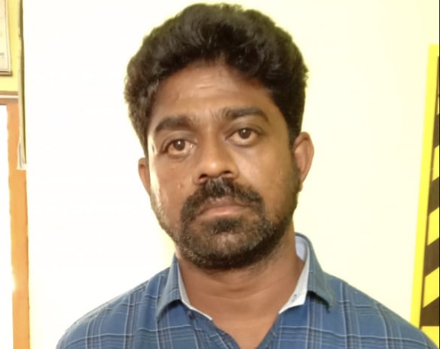 CDA5878E-1D35-4E2B-BB50-3CD9728BBE94